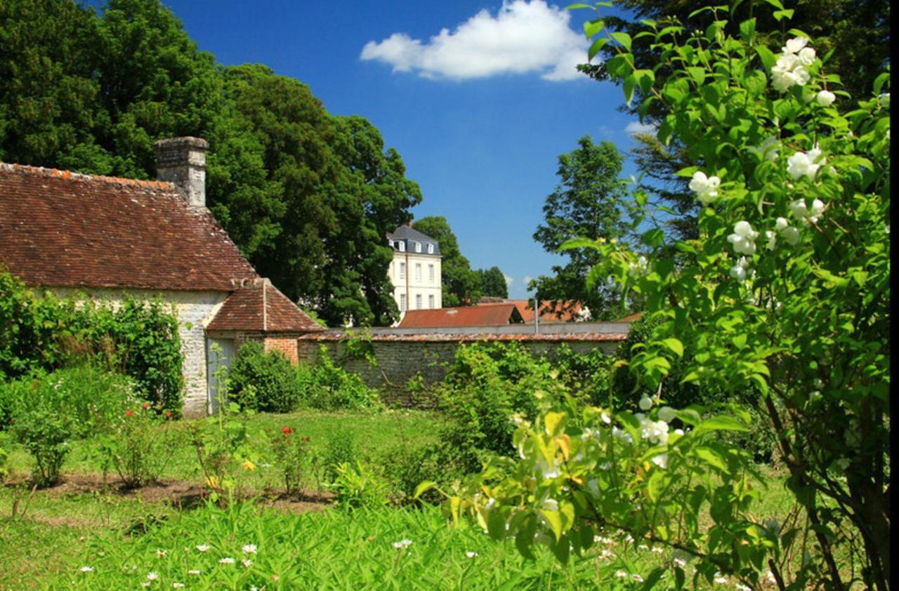 Ri Maison Charmante A Ri Avec Jardin Et Terrasseヴィラ エクステリア 写真